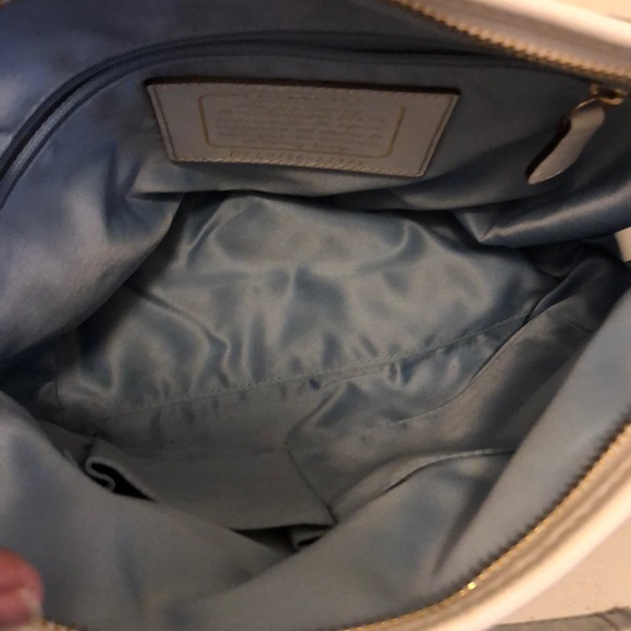 Coach Bag in great shape!! - Picture 4 of 7